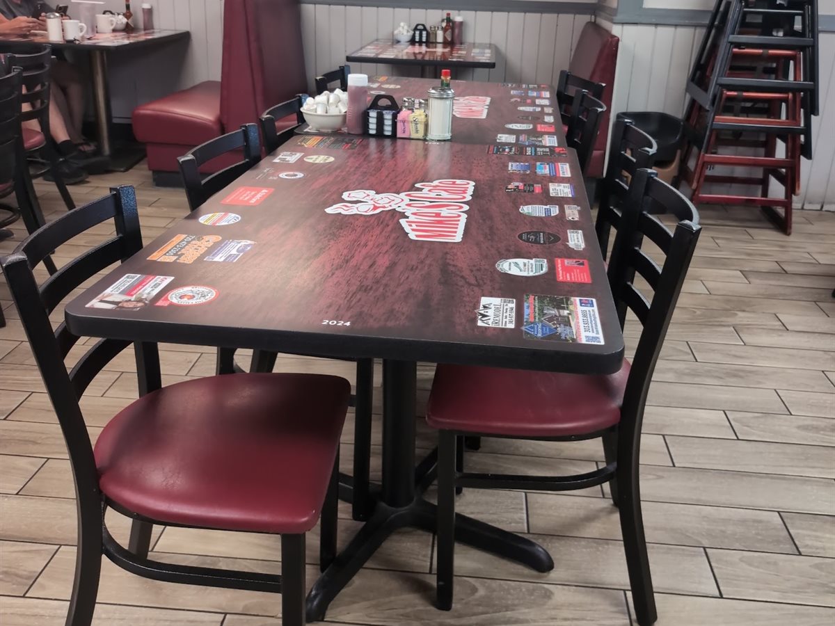 Mike's Cafe